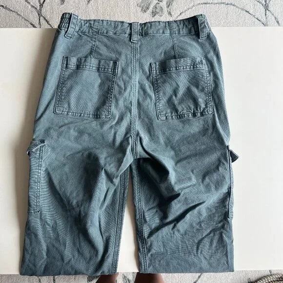 AE Stretch High-Waisted Cargo Pant in Olive (size 8) - Picture 5 of 7